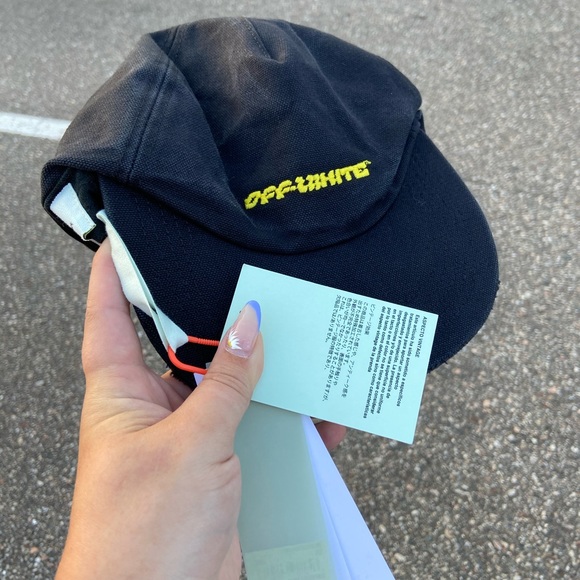 Off-white Hat - Picture 3 of 3